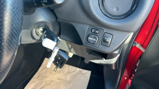 Toyota Yaris 1.33 VVT-i Design 5dr Petrol Hatchback